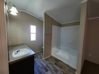 1999 REDMAN HOMES. INC. SHERATON Mobile Home