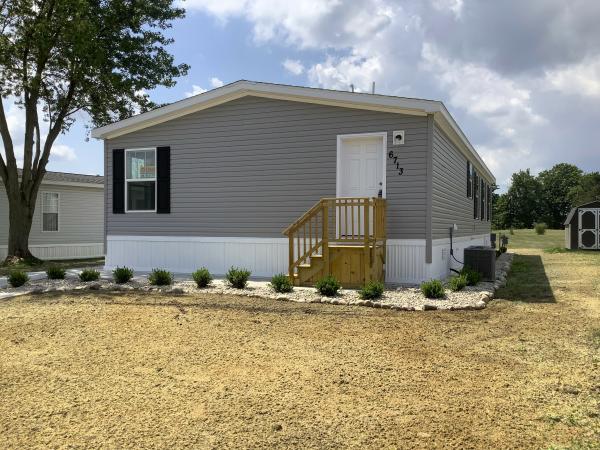 2025 Clayton 81SRH28563A Mobile Home