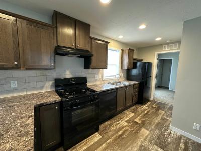 Mobile Home at 226 Creekside Drive Belleville, MI 48111
