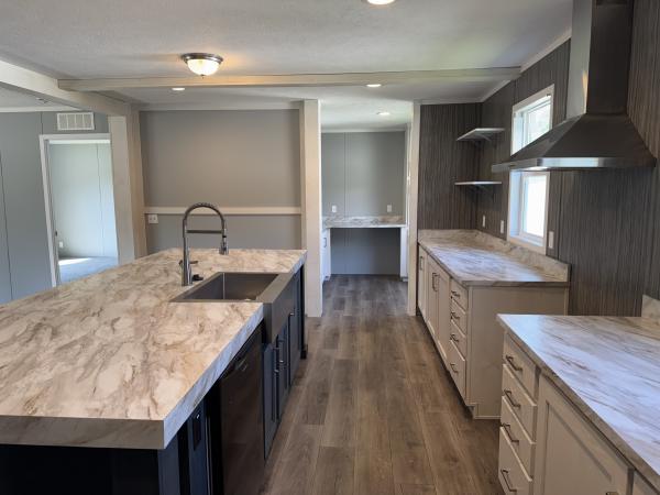Photo 1 of 2 of home located at 180 Apollo Circle Flushing, MI 48433