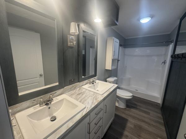 2022 Clayton 5628-560 Traditions  Home