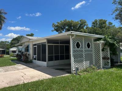 Photo 3 of 20 of home located at 85 Rose Drive Fruitland Park, FL 34731