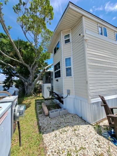 Photo 4 of 8 of home located at 3701 Baynard Drive Lot J7 Punta Gorda, FL 33950