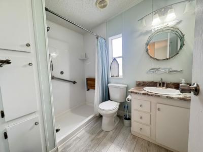 Photo 5 of 13 of home located at 1746 SE Plumbob Way Lot #387 Crystal River, FL 34429