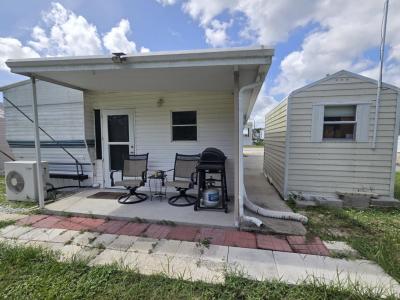 Photo 5 of 13 of home located at 3579 Andrew Circle Avon Park, FL 33825
