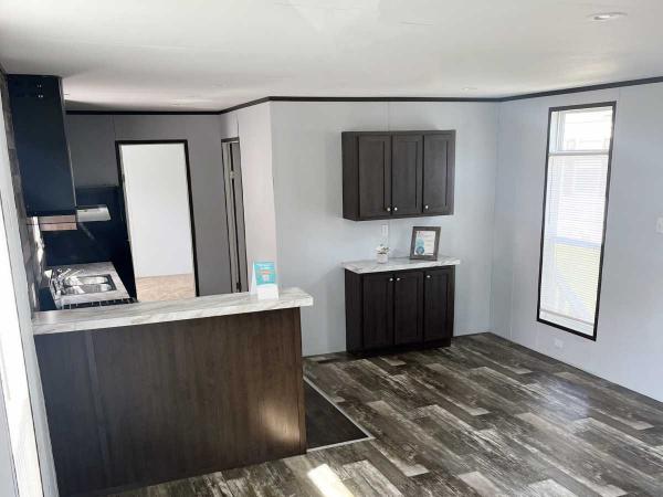 2022  Mobile Home For Sale