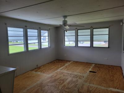 Photo 2 of 14 of home located at 42 Imperial Ave Palmetto, FL 34221