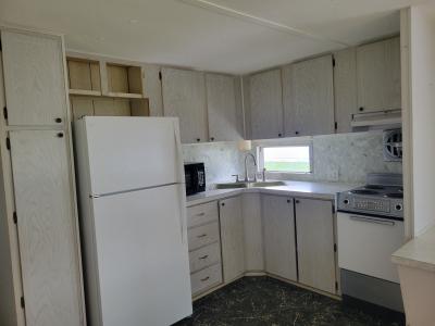 Photo 3 of 14 of home located at 42 Imperial Ave Palmetto, FL 34221