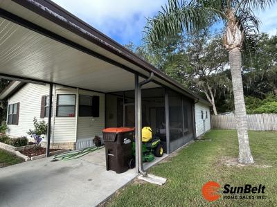 Photo 4 of 41 of home located at 8880 SW 27th Avenue Lot A57 Ocala, FL 34472