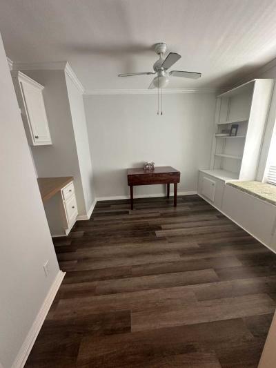 Photo 5 of 23 of home located at 1542 Champion Dr Lot #598 Lakeland, FL 33801