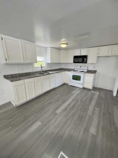 Photo 5 of 8 of home located at 10 E Zimmer Dr Walnutport, PA 18088
