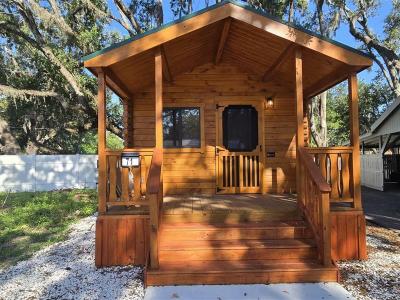Mobile Home at 9401 E Fowler Ave, Site 71 Thonotosassa, FL 33592