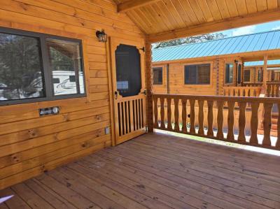 Photo 4 of 13 of home located at 9401 E Fowler Ave, Site 93 Thonotosassa, FL 33592