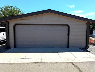 Photo 5 of 6 of home located at 132 Farmington Way Fernley, NV 89408