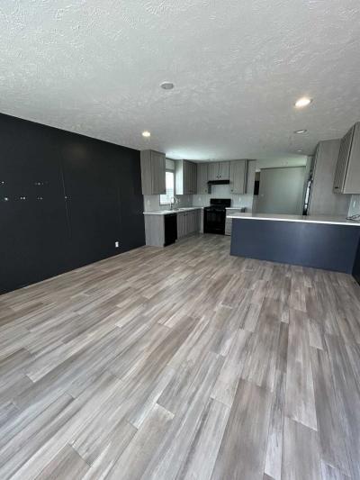 Mobile Home at 6060 S. 800 East Lot 36 La Fontaine, IN 46940