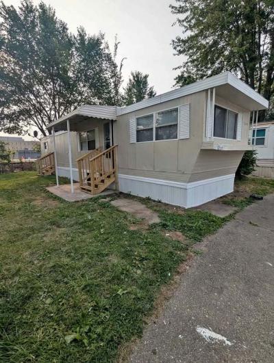 Mobile Home at 6815 E Eleven Mile Warren, MI 48092