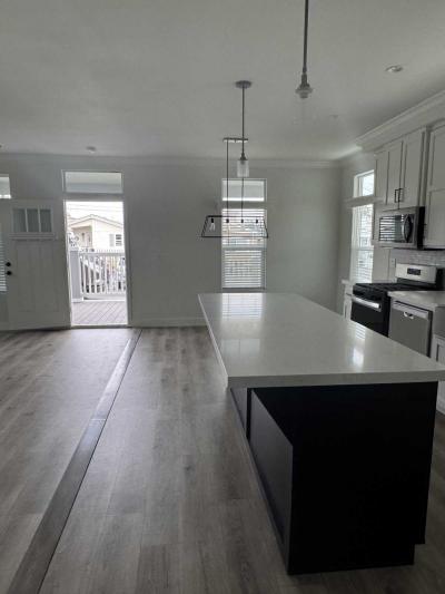 Photo 3 of 10 of home located at 525 Fairfax Drive, Space 44 Costa Mesa, CA 92627
