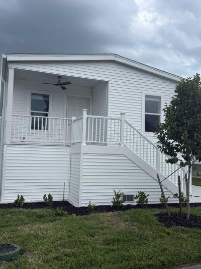 Photo 2 of 16 of home located at 5601 Duncan Rd #122 Punta Gorda, FL 33982