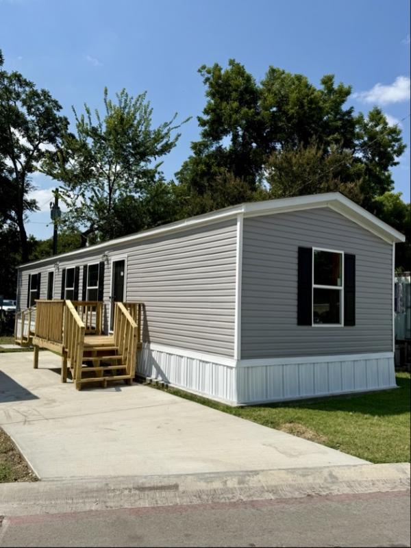 Photo 1 of 1 of home located at 375 Isbell Ct Fort Worth, TX 76114