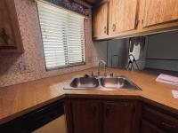 1983 KAUFMAN AND BROAD	 CANYON CREST Manufactured Home