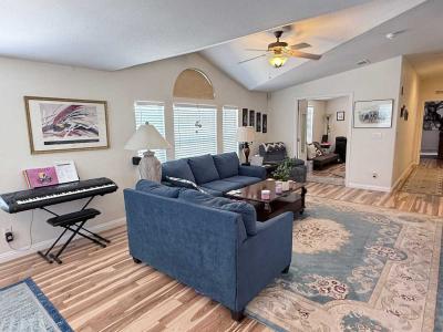 Photo 4 of 28 of home located at 6420 E. Tropicana Ave Las Vegas, NV 89122