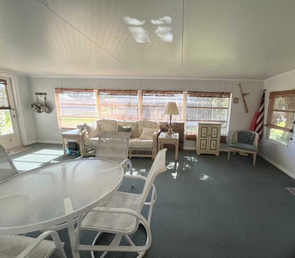 2001 Mobile Home
