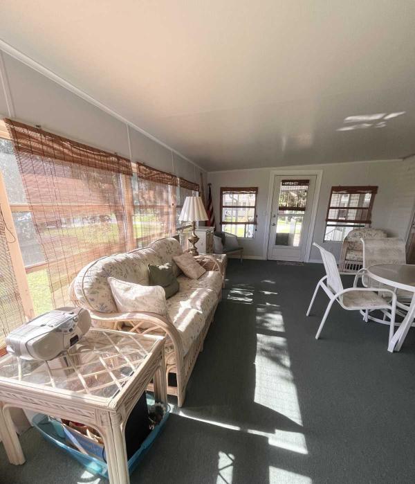 2001 Mobile Home