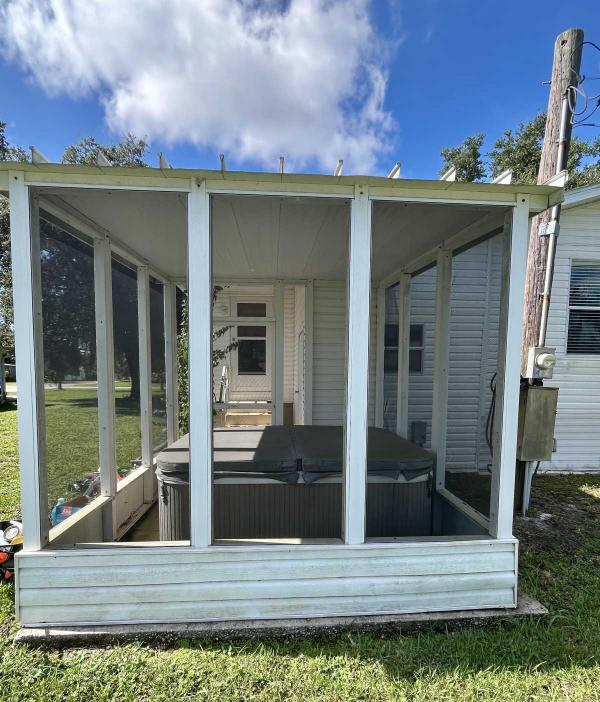 2001 Mobile Home