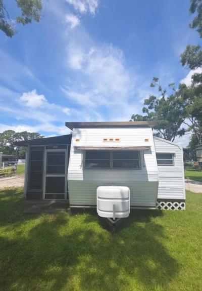 Photo 1 of 18 of home located at 6900 Ulmerton Rd Largo, FL 33771