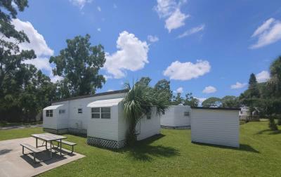 Photo 3 of 18 of home located at 6900 Ulmerton Rd Largo, FL 33771