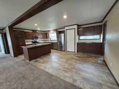Photo 4 of 15 of home located at 632 Cimarron Lake Elmo, MN 55042