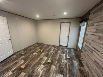 Photo 3 of 11 of home located at 198 Beaver Dam Rd McHenry, MS 39561