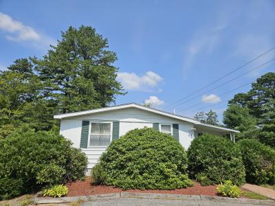 Mobile Home at 2 Strawberry Lane Concord, NH 03301
