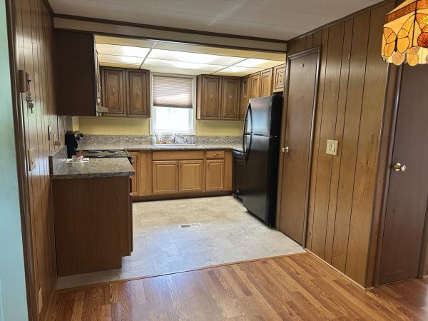 1975 Vindale VC2450 Mobile Home