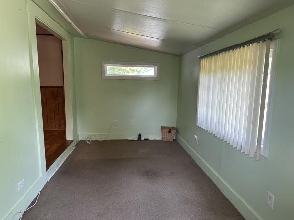 1975 Vindale VC2450 Mobile Home