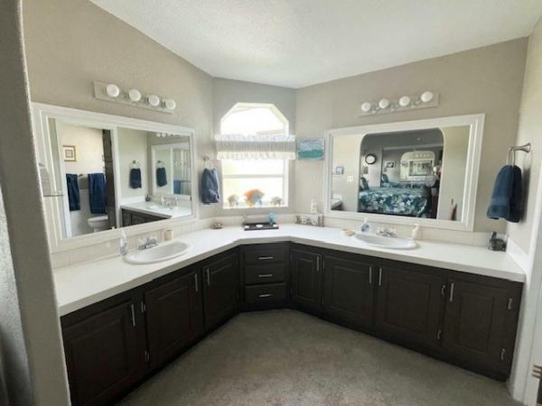1996 SKYL Manufactured Home