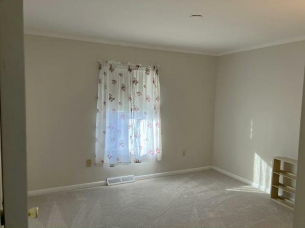 1989 Virginia Home Bostonian Manufactured Home
