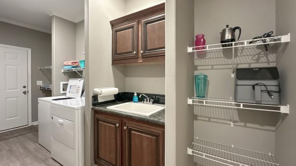 2017 Skyline 6126 Mobile Home