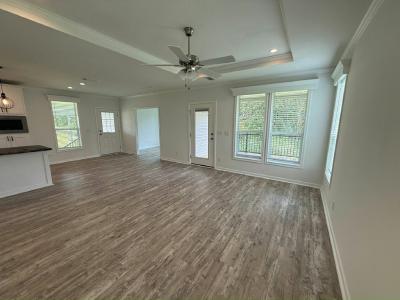 Photo 5 of 20 of home located at 3539 Vine Trail (Site 0106) Ellenton, FL 34222