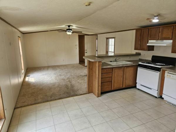 2005 Manufactured Housing Enterprise Renegade Limited Manufactured Home