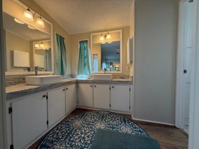 Photo 4 of 10 of home located at 140 Juliana Blvd. Auburndale, FL 33823
