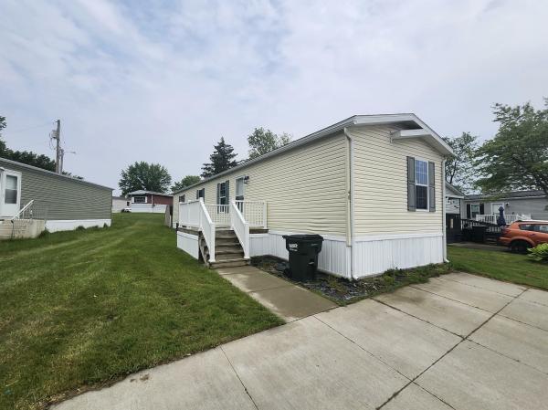 2018 FORTUNE 48 FGS1672205R  Home