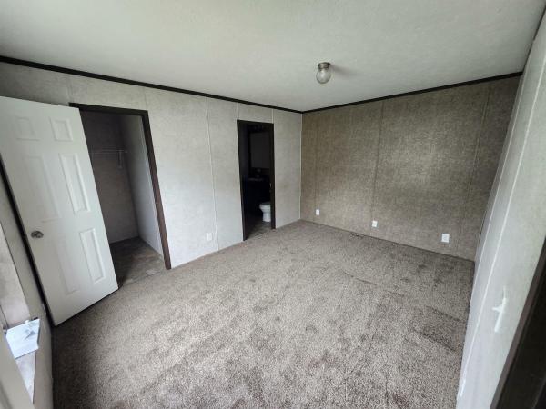 2018 FORTUNE 48 FGS1672205R  Home