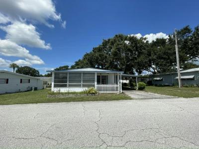 Mobile Home at 36145 Cherry Avenue Grand Island, FL 32735