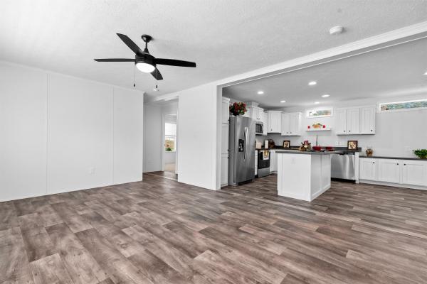 2025 COLONY F5 A32005P29  Home