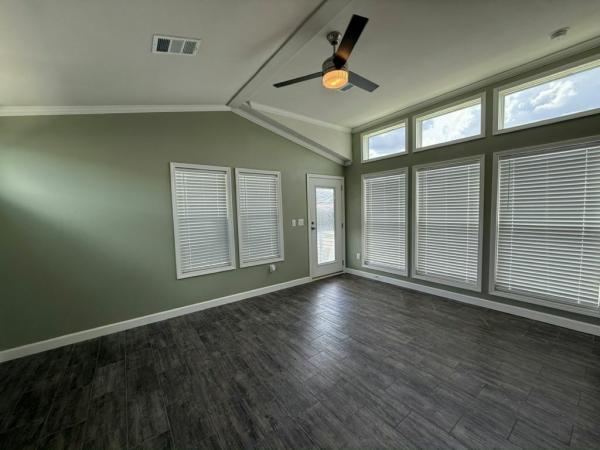 2022 Oak Creek Homes Smart Cottage - Eagle Manufactured Home