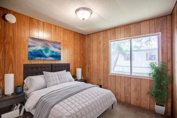 1977 Greenwood Manufactured Home