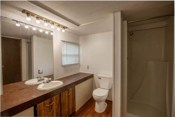 1977 Greenwood Manufactured Home