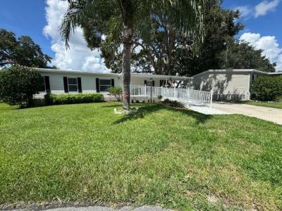 Mobile Home at 322 Winter Garden Ct. Lake Alfred, FL 33850