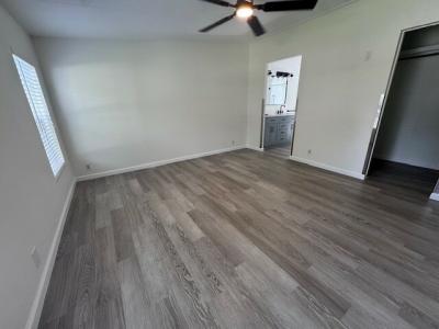 Photo 2 of 13 of home located at 322 Winter Garden Ct. Lake Alfred, FL 33850